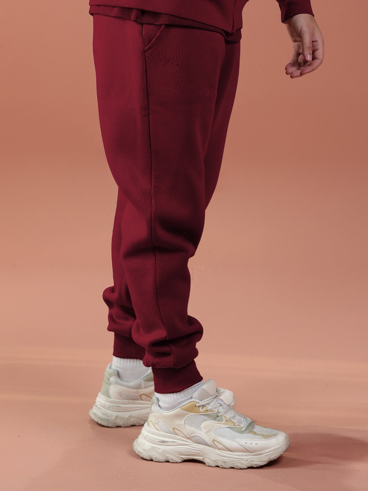 Regular Fit Joggers - Men Burgundy