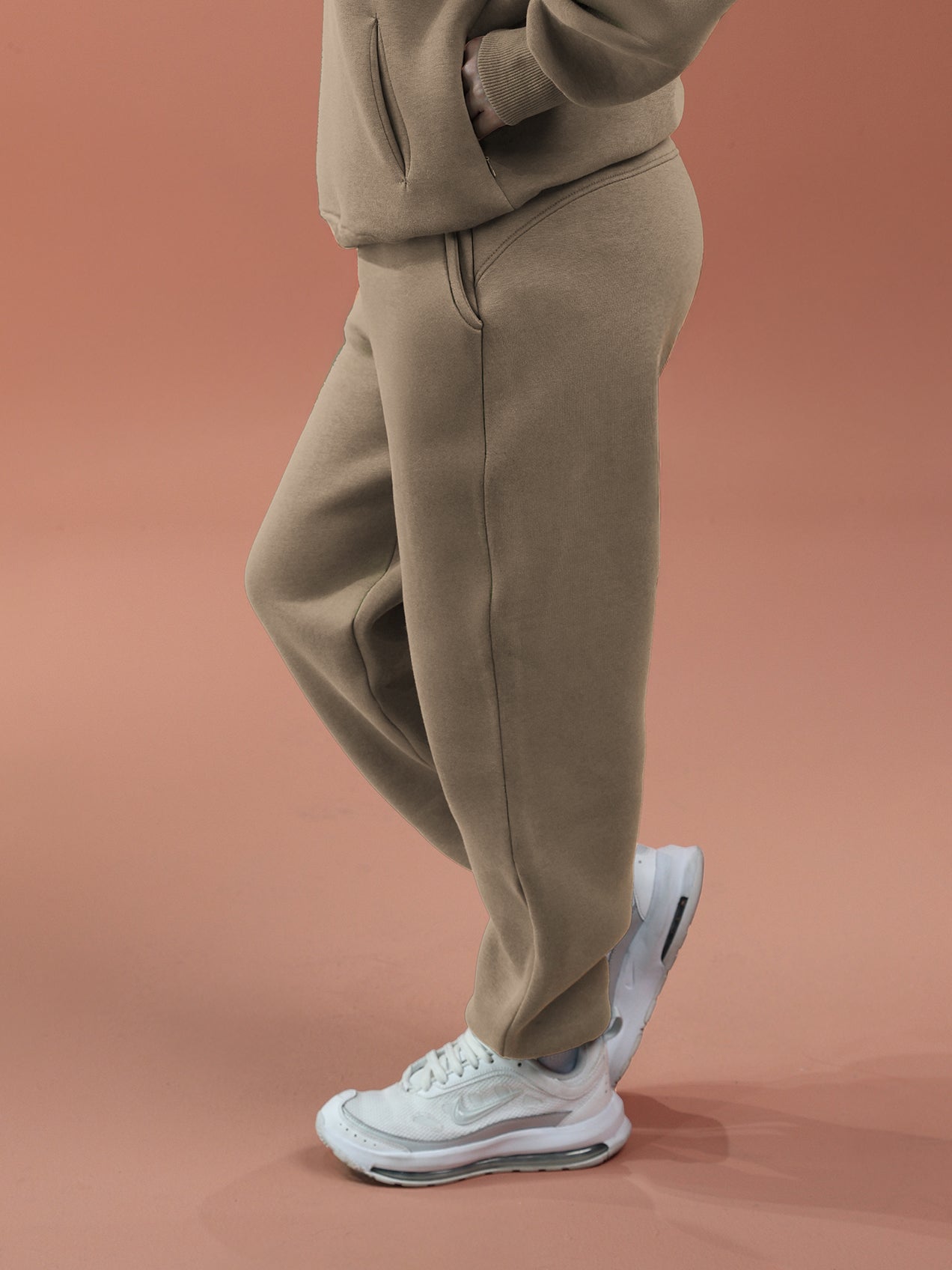 WOMEN'S JOGGERS